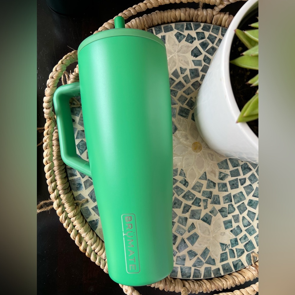 Brumate KELLY GREEN 40oz Era Tumbler - Picture 2 of 2